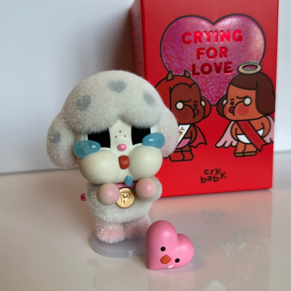 POPMART CRYBABY CRYING FOR LOVE - PUPPY LOVE